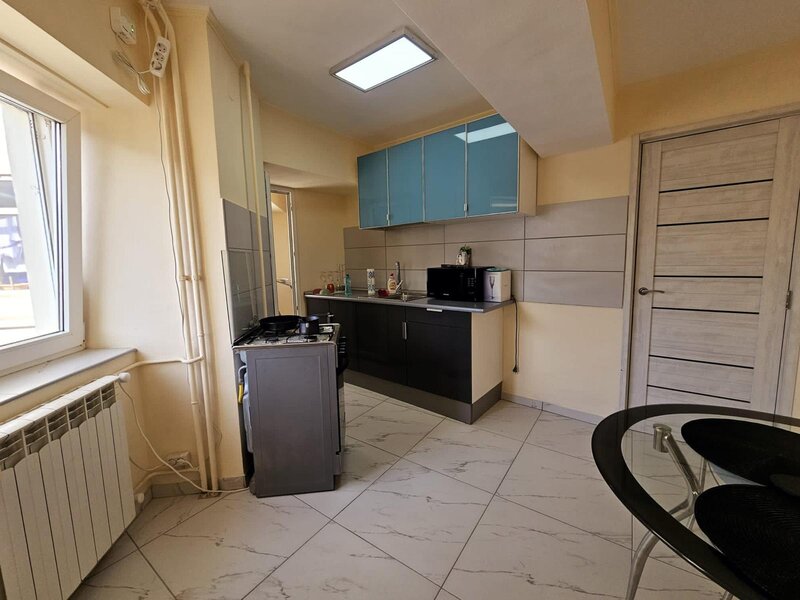 Alba Iulia, Bd Unirii, 2 Camere 83 mp, Refacut Total de la Placa, Totul Nou